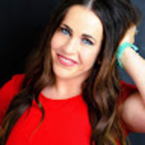 Meet your Posher, Holly